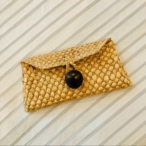 Grass clutch hand bag